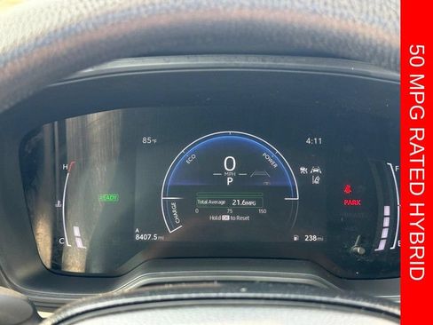 Used 2026 Toyota Corolla LE FWD image 22
