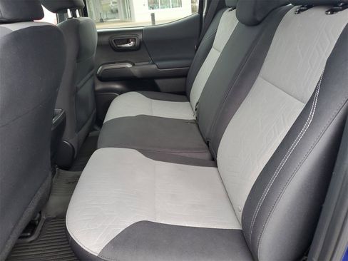 Certified 2023 Toyota Tacoma TRD Off-Road image 13