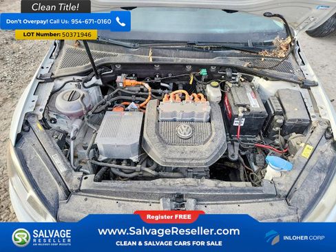Used 2016 Volkswagen e-Golf SE w/ DC Fast Charging Package FWD image 15