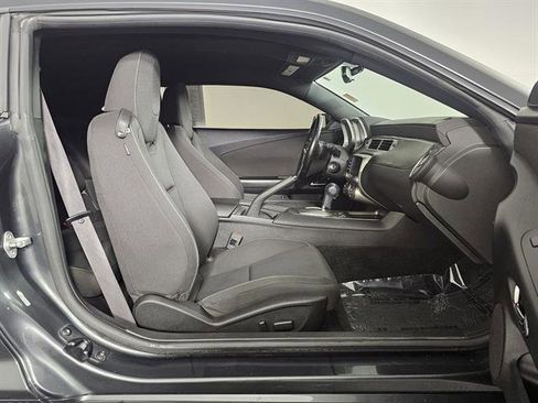 Used 2014 Chevrolet Camaro LT image 13