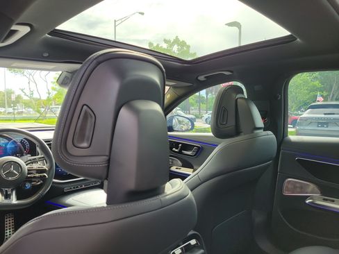 Used 2025 Mercedes-Benz E 53 AMG e 4MATIC Sedan w/ Driver Assistance Package image 14
