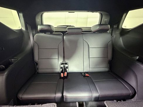 New 2026 Chevrolet Traverse Z71 w/ Enhanced Driving Package image 14