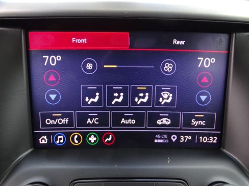 Used 2022 GMC Acadia Elevation image 29