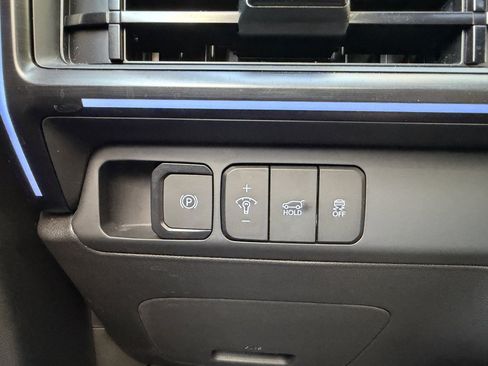Used 2025 Hyundai Santa Fe Calligraphy FWD image 28
