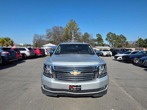 Used 2015 Chevrolet Suburban LTZ image 1