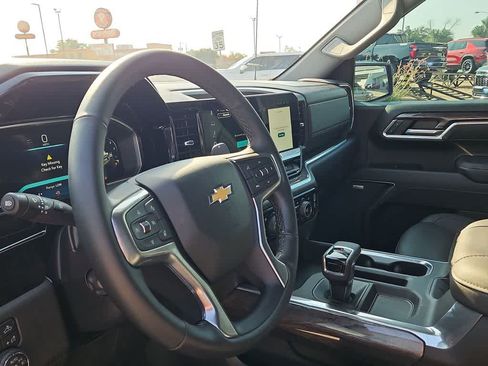 Used 2026 Chevrolet Silverado 1500 LTZ w/ LTZ Premium Texas Edition AWD/4WD image 9