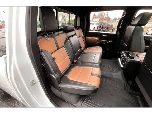 Used 2020 Chevrolet Silverado 3500 High Country w/ Z71 Off-Road Package image 29