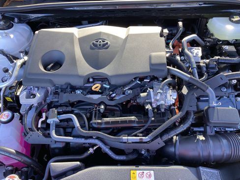 Certified 2026 Toyota Camry SE w/ Convenience Package image 18