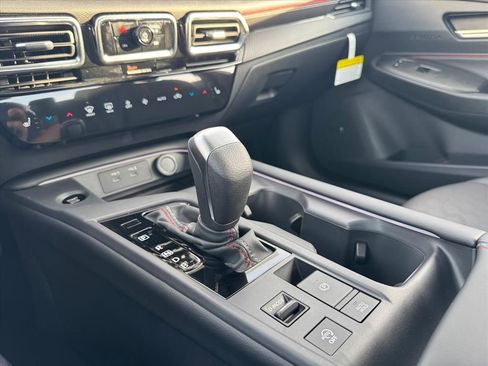 New 2026 Nissan Sentra SR FWD image 21
