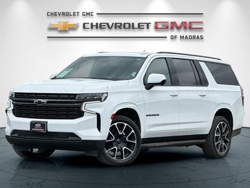 Used 2021 Chevrolet Suburban RST image 7