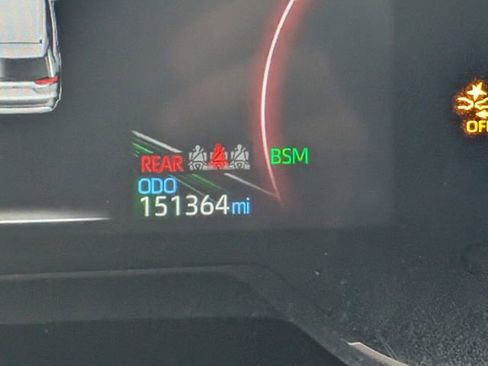 Used 2024 Toyota RAV4 XLE Premium FWD image 22