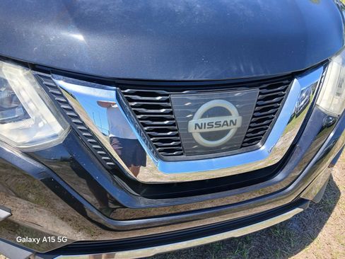 Used 2020 Nissan Rogue S FWD image 20