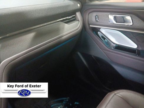 New 2026 Ford Explorer Platinum image 37