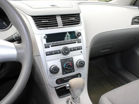 Used 2008 Chevrolet Malibu LS FWD image 10