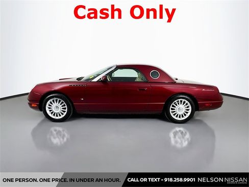 Used 2004 Ford Thunderbird image 8
