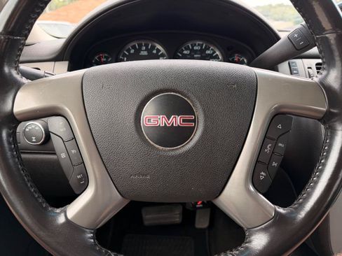 Used 2012 GMC Sierra 1500 SLT w/ All-Terrain Package AWD/4WD image 11