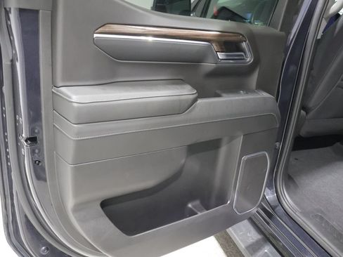 Used 2024 Chevrolet Silverado 1500 LT AWD/4WD image 19