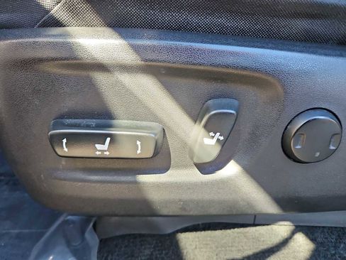 Used 2011 Toyota 4Runner SR5 image 18