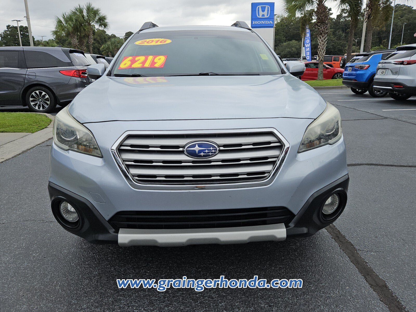 Used 2016 Subaru Outback 2.5i Limited w/ Popular Package #4 AWD/4WD image 8