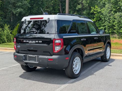 New 2025 Ford Bronco Sport Heritage w/ Convenience Package AWD/4WD image 3