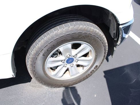 Used 2018 Ford F150 XL w/ Equipment Group 101A Mid RWD image 4