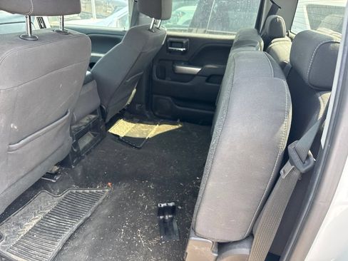 Used 2018 Chevrolet Silverado 1500 LT w/ All Star Edition AWD/4WD image 9