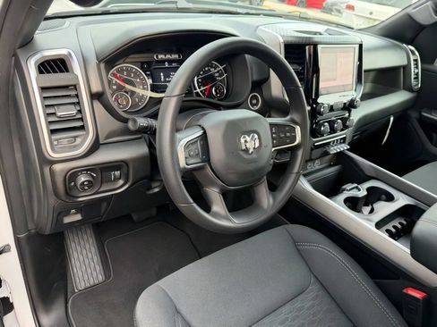 New 2026 RAM 1500 Express AWD/4WD image 15