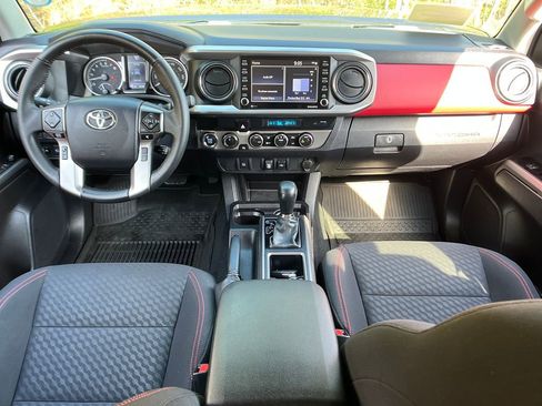 Used 2023 Toyota Tacoma SR5 AWD/4WD image 13