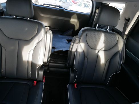 Used 2025 Hyundai Palisade SEL image 13