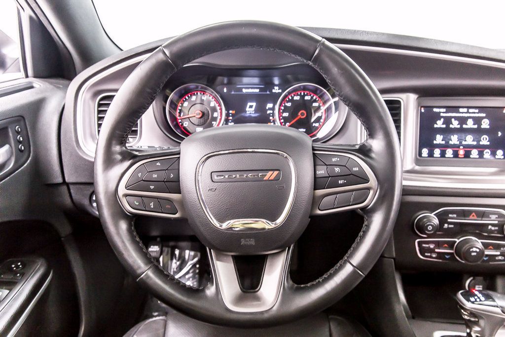 Used 2022 Dodge Charger SXT w/ Leather Interior Group RWD image 21
