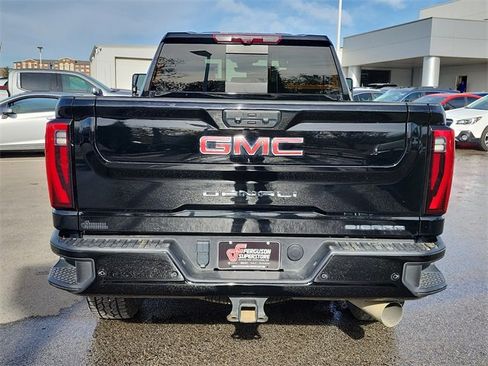 Used 2024 GMC Sierra 2500 Denali w/ Denali Reserve Package image 4