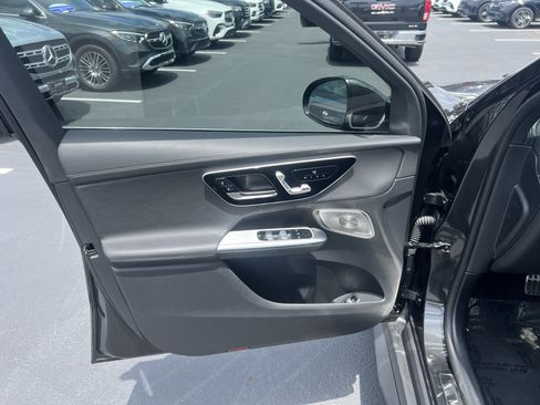 Certified 2025 Mercedes-Benz GLC 300 4MATIC image 15