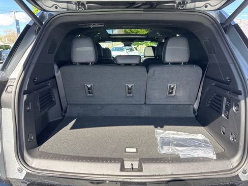 New 2026 Chevrolet Traverse RS AWD/4WD image 12