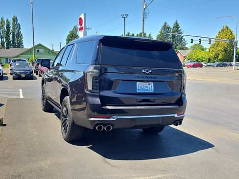 Used 2026 Chevrolet Tahoe Premier AWD/4WD image 4