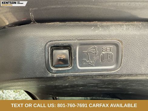 Used 2021 Ford Expedition Max Limited AWD/4WD image 34