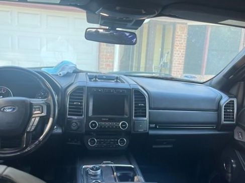 Used 2018 Ford Expedition Limited w/ Equipment Group 301A image 6