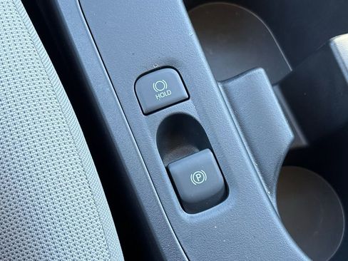 Used 2026 Toyota Corolla LE image 21