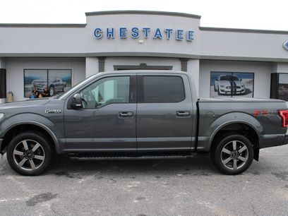 Used 2016 Ford F150 Lariat w/ Equipment Group 502A Luxury