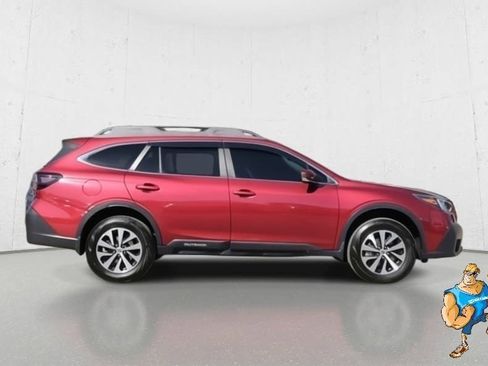 Used 2022 Subaru Outback Premium image 4
