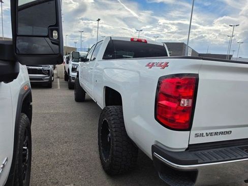 Used 2018 Chevrolet Silverado 3500 LT AWD/4WD image 5