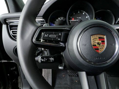 Certified 2026 Porsche Macan Turbo AWD/4WD image 10