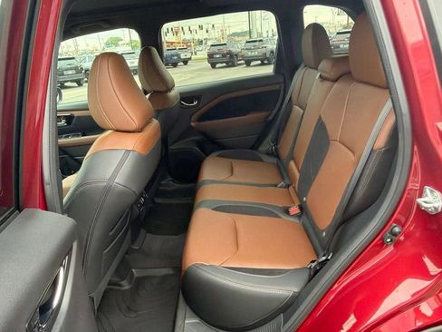 Certified 2026 Subaru Forester Touring AWD/4WD image 23