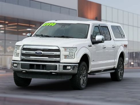 Used 2015 Ford F150 Lariat w/ Equipment Group 502A Luxury AWD/4WD image 2