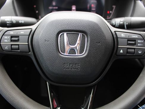 Used 2023 Honda Accord EX image 11
