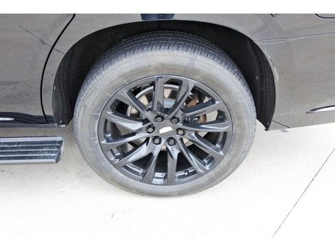 Used 2024 Cadillac Lyriq Sport w/ LPO, Floor Liner Package AWD/4WD image 20