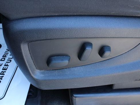 Used 2017 Chevrolet Silverado 1500 LT w/ All Star Edition AWD/4WD image 13