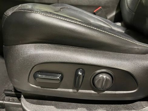 Used 2019 GMC Acadia SLT image 39