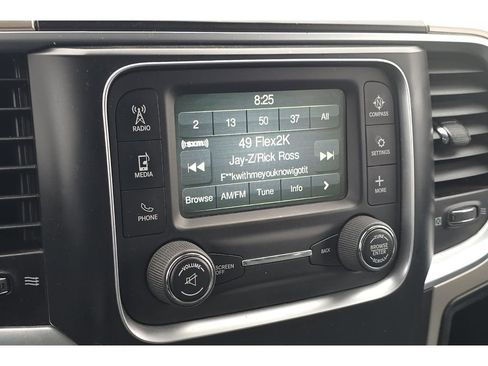 Used 2015 RAM 1500 Classic SLT image 19