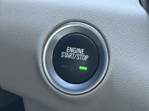 Used 2018 GMC Terrain Denali w/ Comfort Package image 18