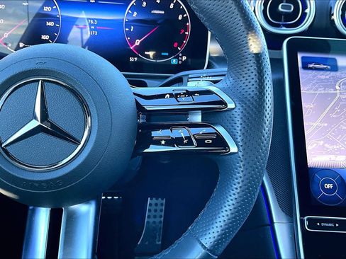 Used 2025 Mercedes-Benz C 300 Sedan image 25